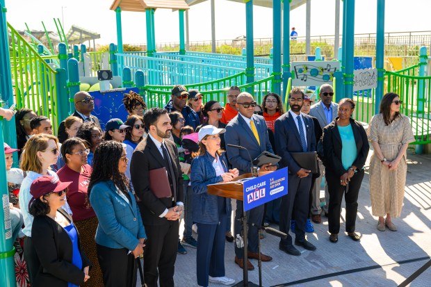 Gov. Kathy Hochul and Mayor Zohran Mamdani announce the launch of the application process for the first 2,000 2-K seats on Tuesday, June 2, 2026, in Rockaway Beach, Queens. (Susan Watts / Office of Governor Kathy Hochul)