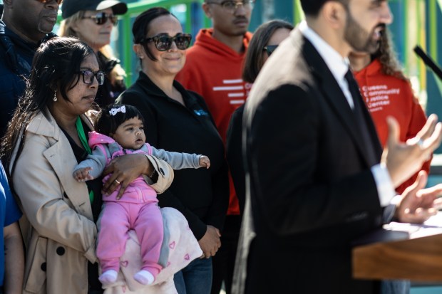 Families watch as Gov. Kathy Hochul and Mayor Zohran Mamdani announce the launch of the application process for the first 2,000 2-K seats on Tuesday, June 2, 2026, in Rockaway Beach, Queens. (Michael Appleton / Mayoral Photography Office)