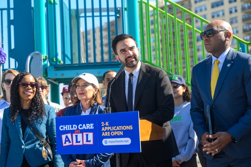 NYC's 2-K child care program is now open for applications: What you need to know