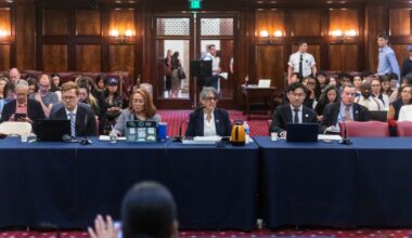 NYC Public Schools delays release of AI 'playbook' to guide classroom use