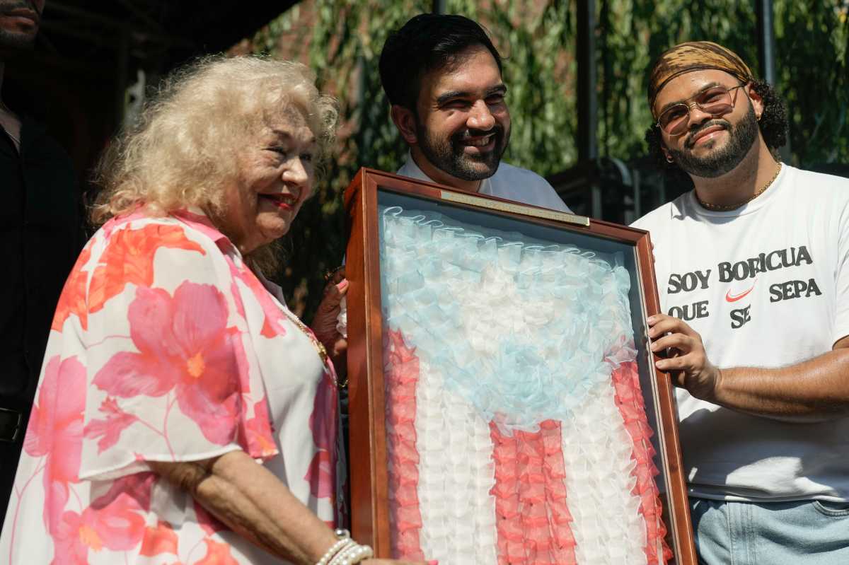 Mayor Mamdani presents artwork by Bronx-based designer Edwin Reyes at Toñita Fest 2026 – Bronx Times