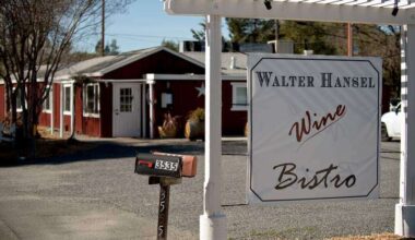 A New York couple is opening a wine bar and taproom in Santa Rosa this summer