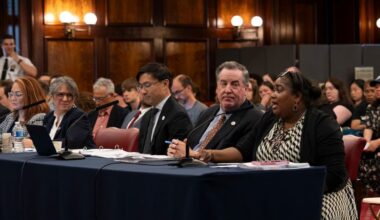 NYC Delays School AI Guidance After Backlash