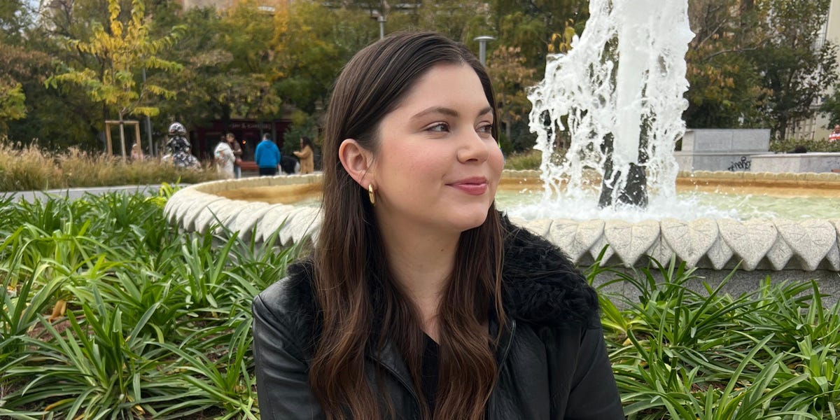 American Left Spain After 5 Years, Struggles; Moved to New York