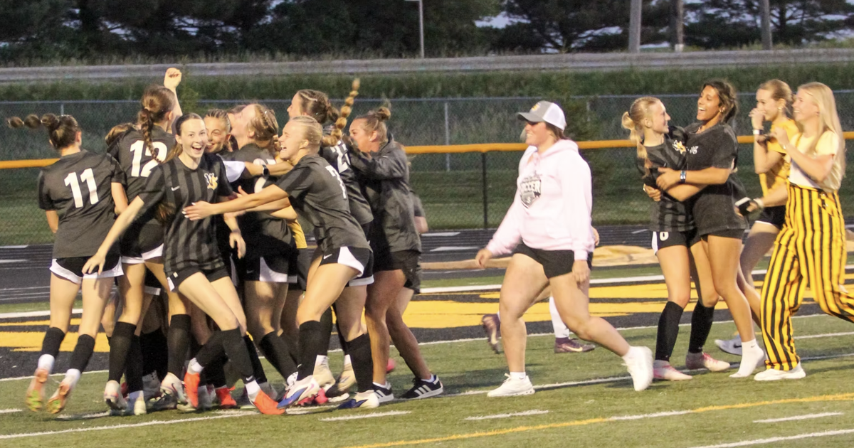 DRAMA QUEENS! V-S STUN CARDS IN OT THRILLER! | Vinton Newspapers