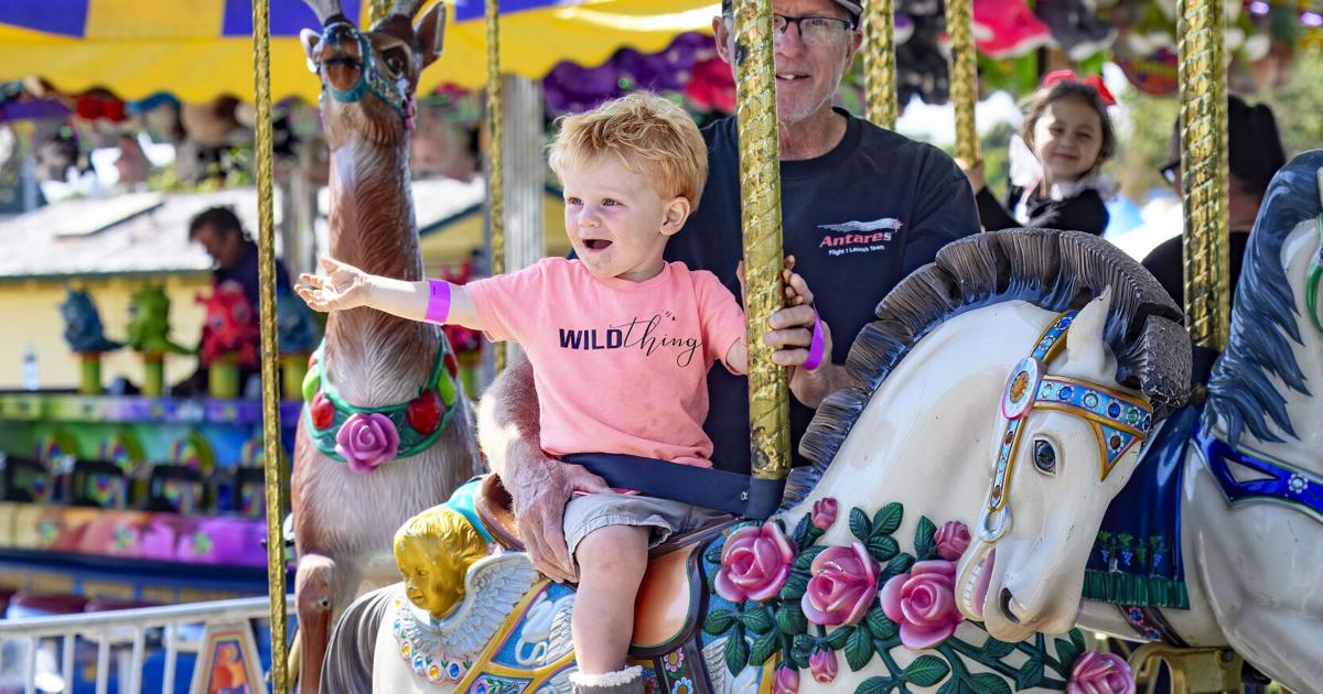 Lompoc Flower Festival kicks off Thursday, Queen's parade Saturday | About Town | About Town