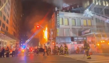 FDNY Crews Battle Fire in Manhattan Building