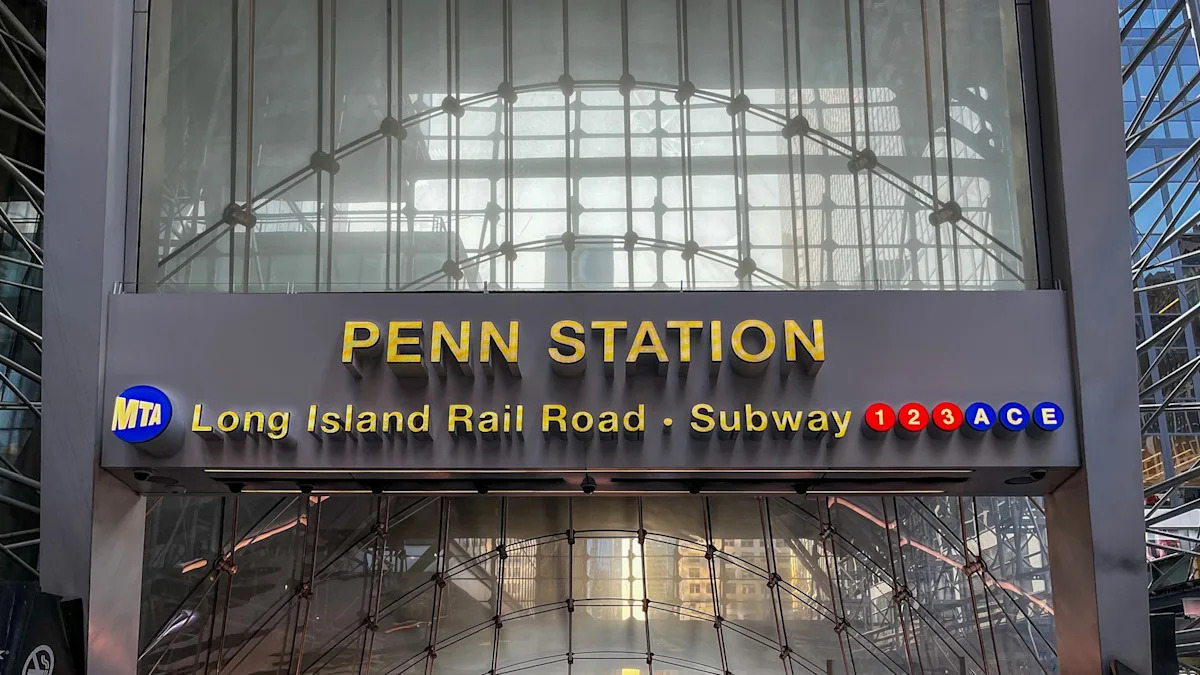 5 stabbed at New York City's Penn Station, suspect in custody: Sources