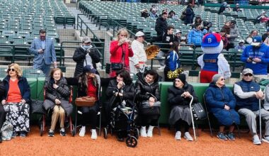 From left: Ari Felsman, Vera Felsman, Sally Muschel, JCCGCI Friendly Visiting Director Elisheva Lock, Serena Halberstam, Hanna Rychik, Trudy Tajerstein, Ruth Mermelstein, Gregory Ozadvitsky and Mira Khelemskaya. Photo: Wayne Daren Schneiderman/Brooklyn Eagle