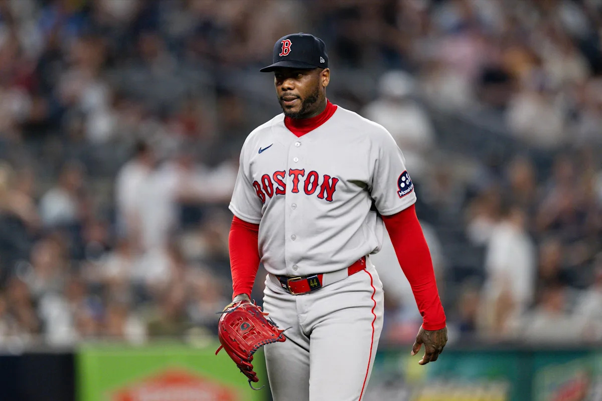 Yankees news: Chapman wants apology from Cashman in hypothetical return to New York