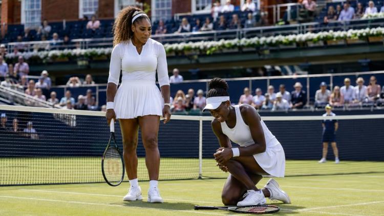 Serena Williams at Queen’s Club: Comeback Ended by Victoria Mboko Knee Injury