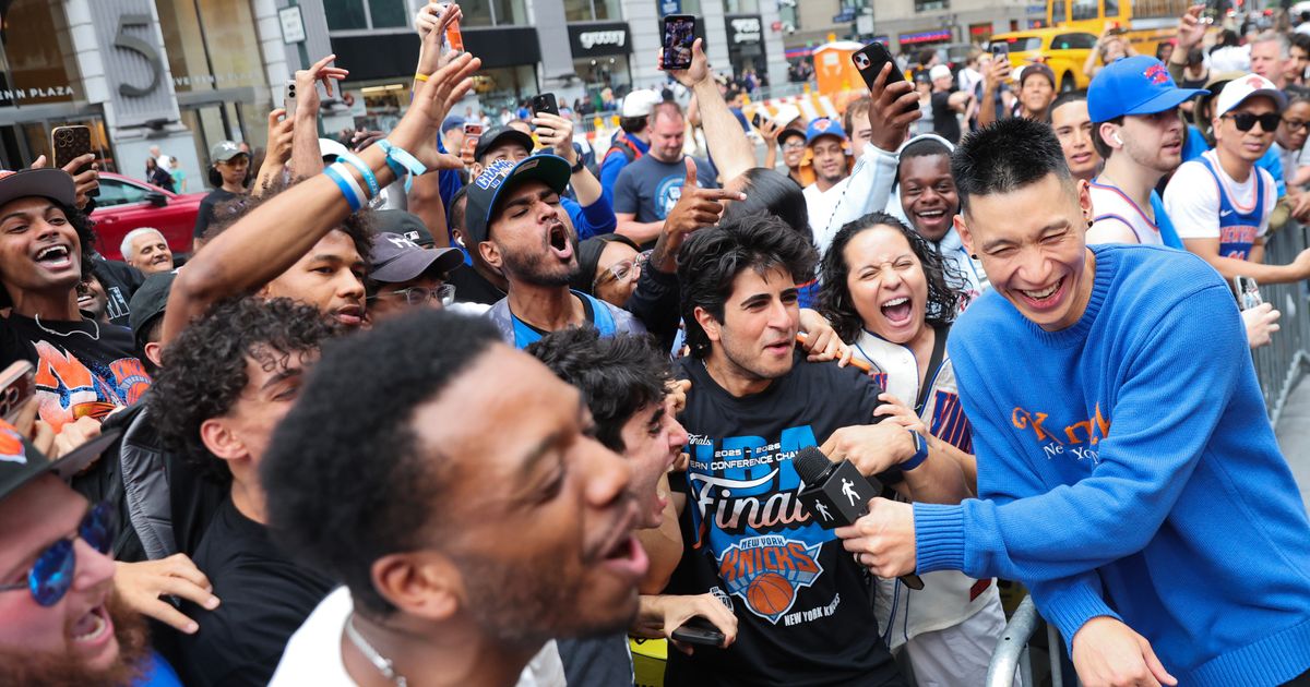 A dream day for New York fans with Knicks on the road to clinch and Brazil vs. Morocco in World Cup :: WRAL.com