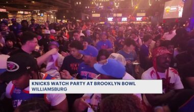 News 12 | Brooklyn | Hundreds Of Knicks Fans Pack Brooklyn Bowl For Game 3 Watch Party In Williamsburg