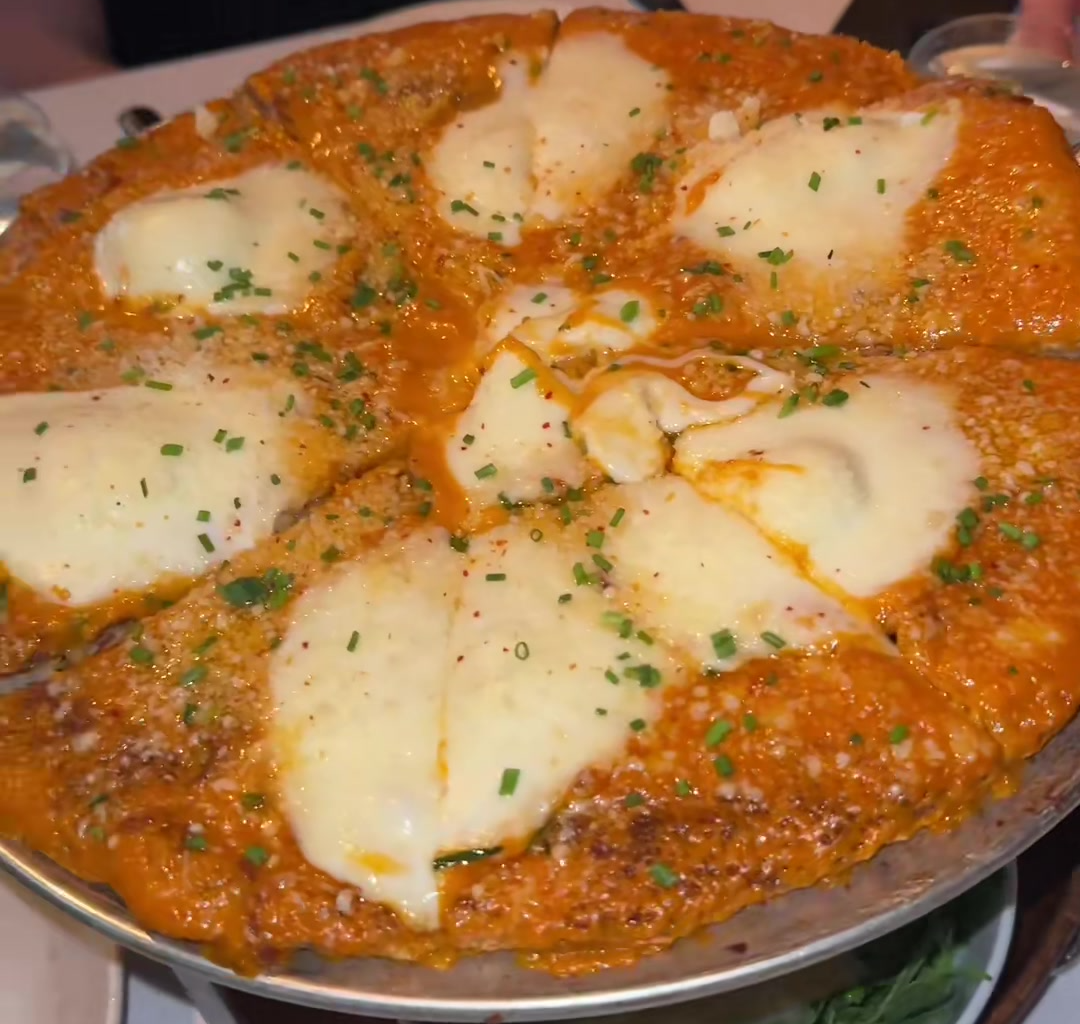 Is This New York City’s Most Outrageous Pizza Pizza Alternative