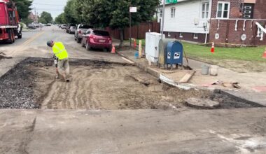 News 12 | Brooklyn | Water Main Break Causes Large Hole To Form In Canarsie