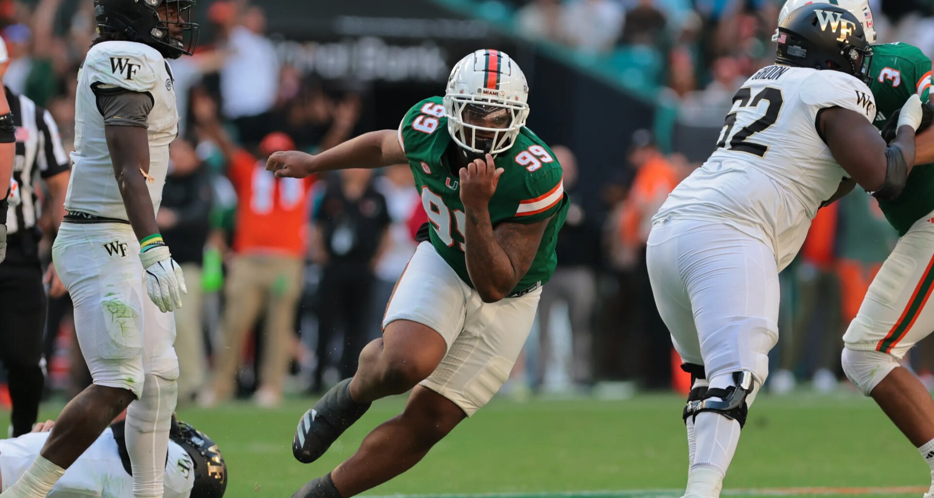 Giants fill 'massive need' in PFN's way-too-early 2027 mock draft