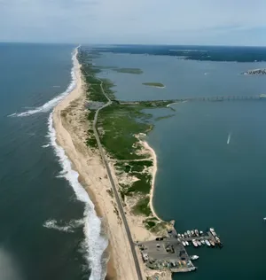 Golfweek senior writer David Dusek skipped the insane traffic en route to the U.S. Open at Shinnecock by taking a helicopter ride to the course.