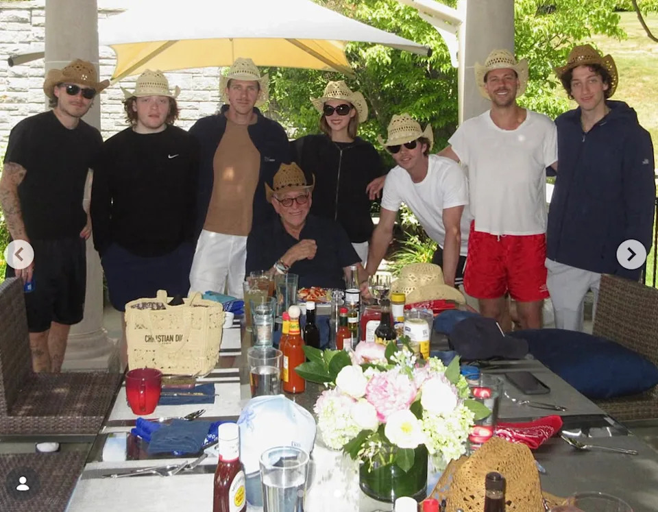 Brooklyn, Nicola, Nelson and Peltz family