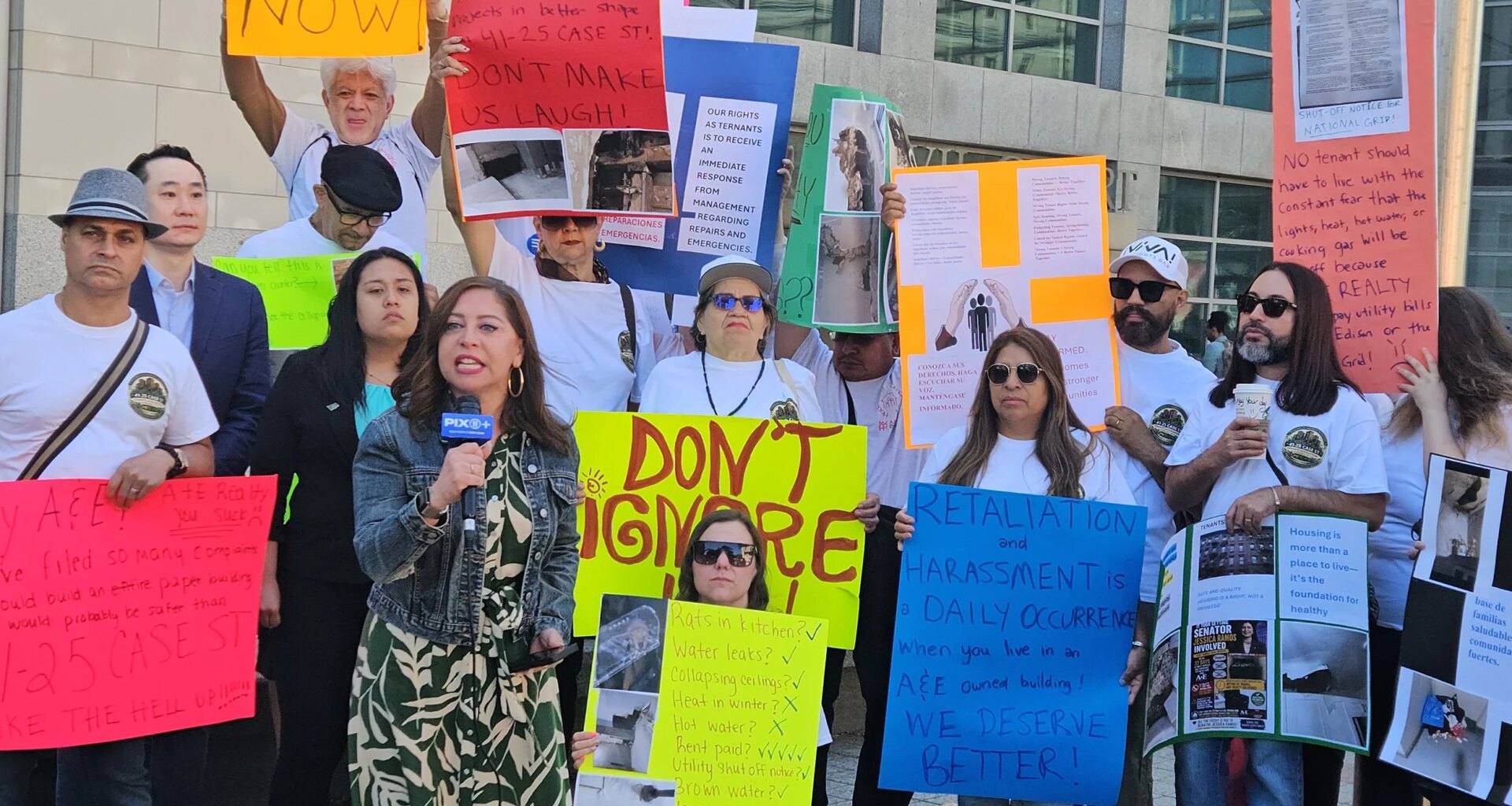 Queens residents sue city’s ‘worst landlord’ over crumbling building — Queens Daily Eagle
