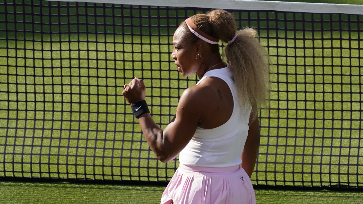 Serena Williams makes a winning comeback in doubles at Queen’s Club – NBC 5 Dallas-Fort Worth