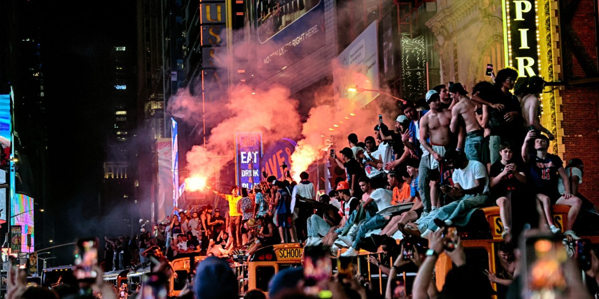 Eruption of Knicks mania in Manhattan includes 17-year-old getting shot on 42nd street