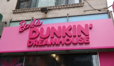 Dunkin' Barbie® DreamHouse™