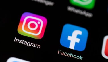 Facebook and Instagram down as Meta products hit with widespread outage