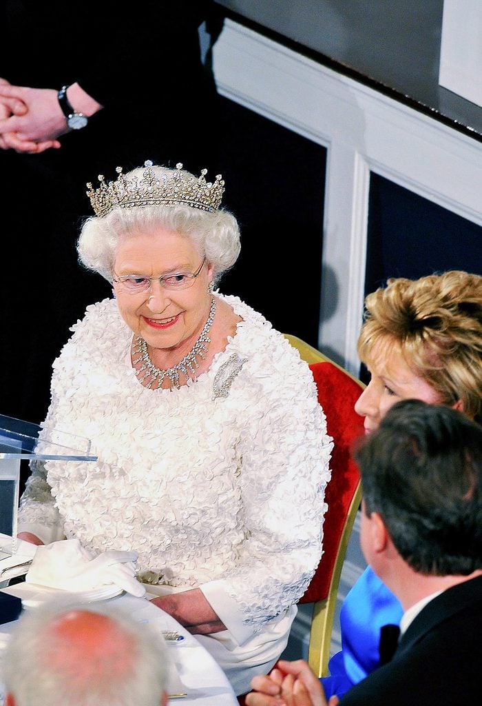 How Queen Elizabeth Got People to Open Up at Dinner Parties