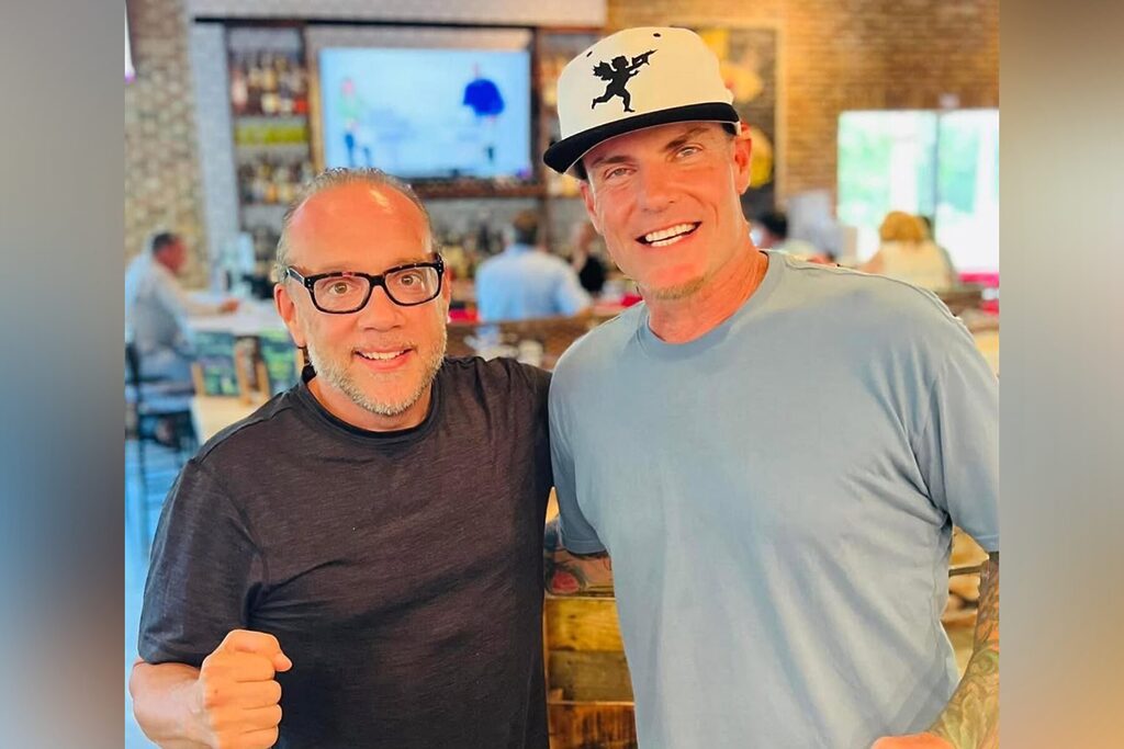 Bruno DiFabio and Vanilla Ice at a Bronx House Pizza.