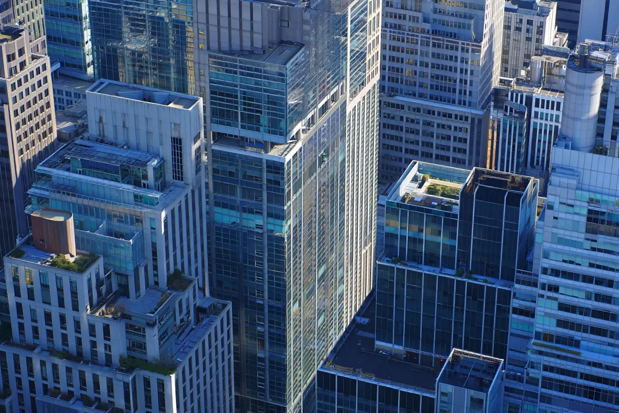 Demand from AI companies is shrinking Manhattan sublease space, with leasing activity on pace to surpass 2025 totals, per JLL's Q2 report.