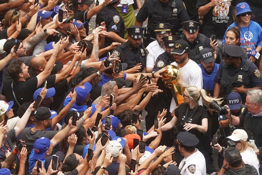 New York Knicks revel in their NBA victory parade