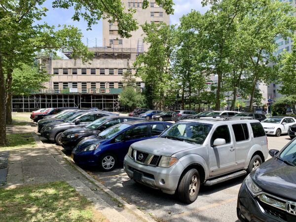 The disputed parkland used by Kings County Supreme Court judges and staff as a parking lot. Photo: Mary Frost/Brooklyn Eagle