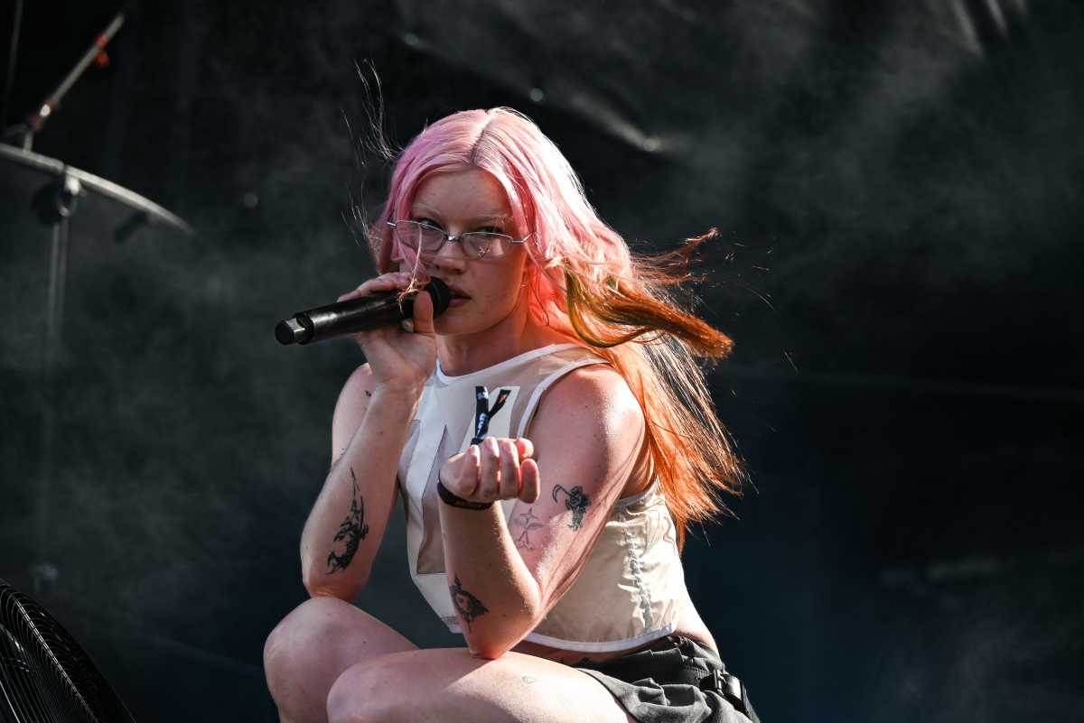 Wetlang performs at Gov Ball.