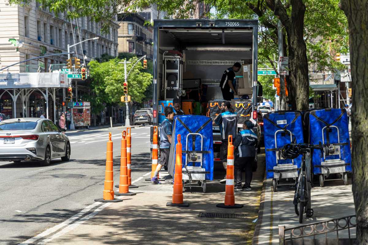 FIRST ON amNY: NYC DOT expands pilot program to reduce delivery truck miles traveled in city