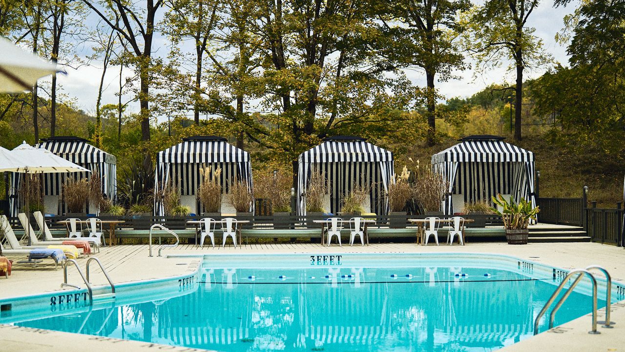 7 Upstate New York Hotels Worth Booking for Their Pools Alone