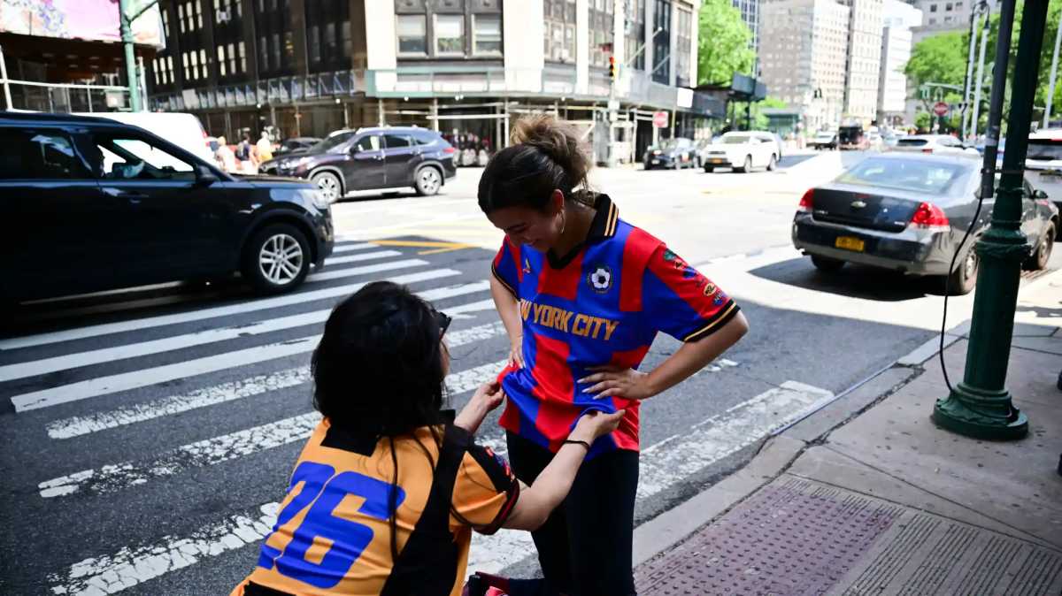 City to restock NYC World Cup jerseys, made by Bed-Stuy business Mazzi Sports, after huge demand • Brooklyn Paper