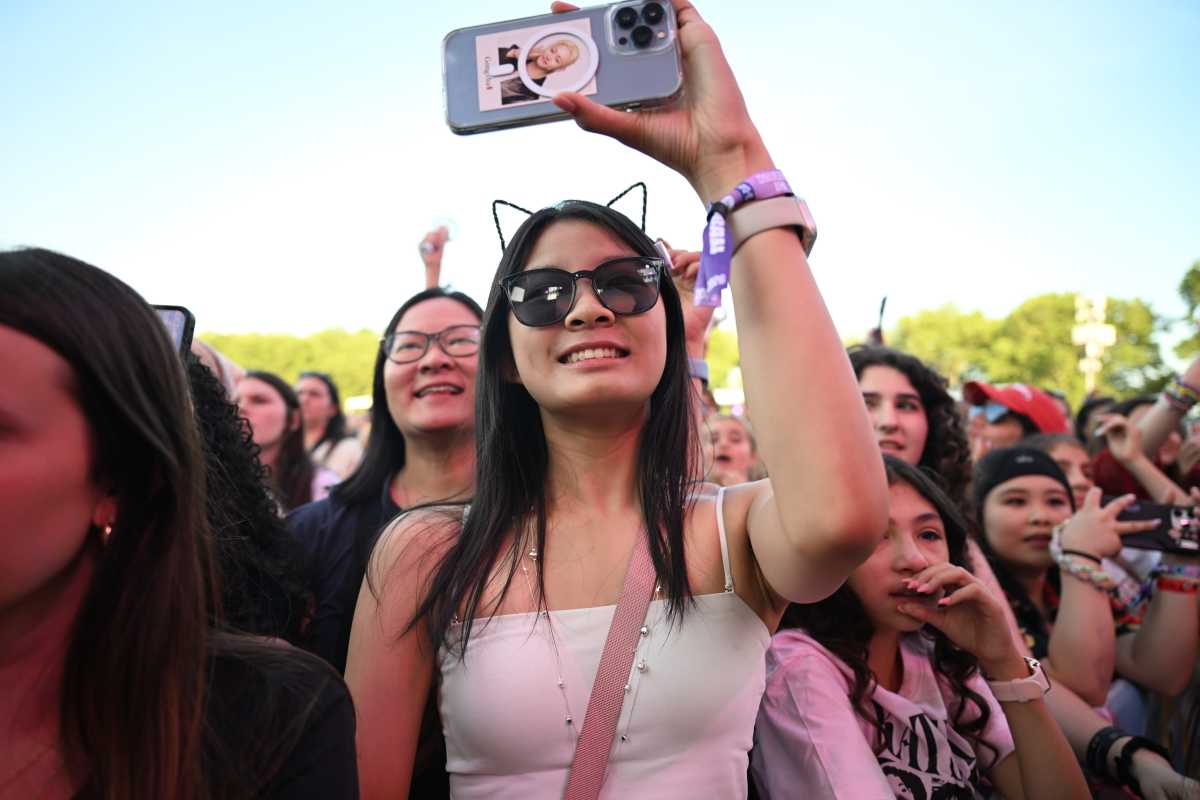 Fans enjoying Katseye at Gov Ball.