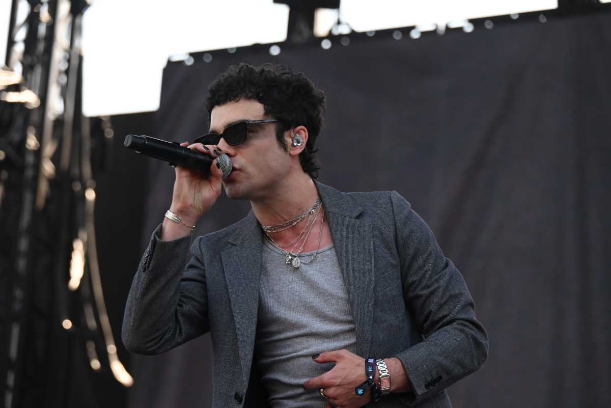 Del Water Gap performs at Gov Ball.