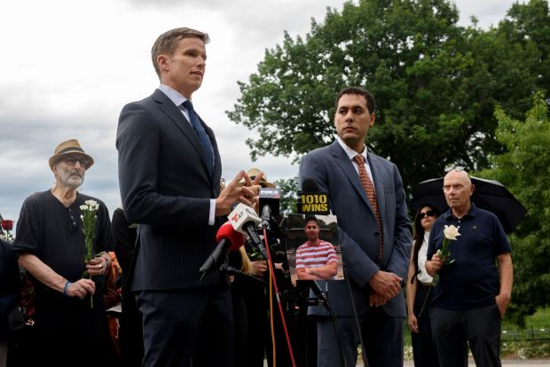 City Councilman Christopher Marte, right, is joined by State Sen. Erik Bottcher, a longtime opponent of the carriage horse industry, Monday, June 22, 2026, in Central Park. (Evan Simko-Bednarski / New York Daily News)