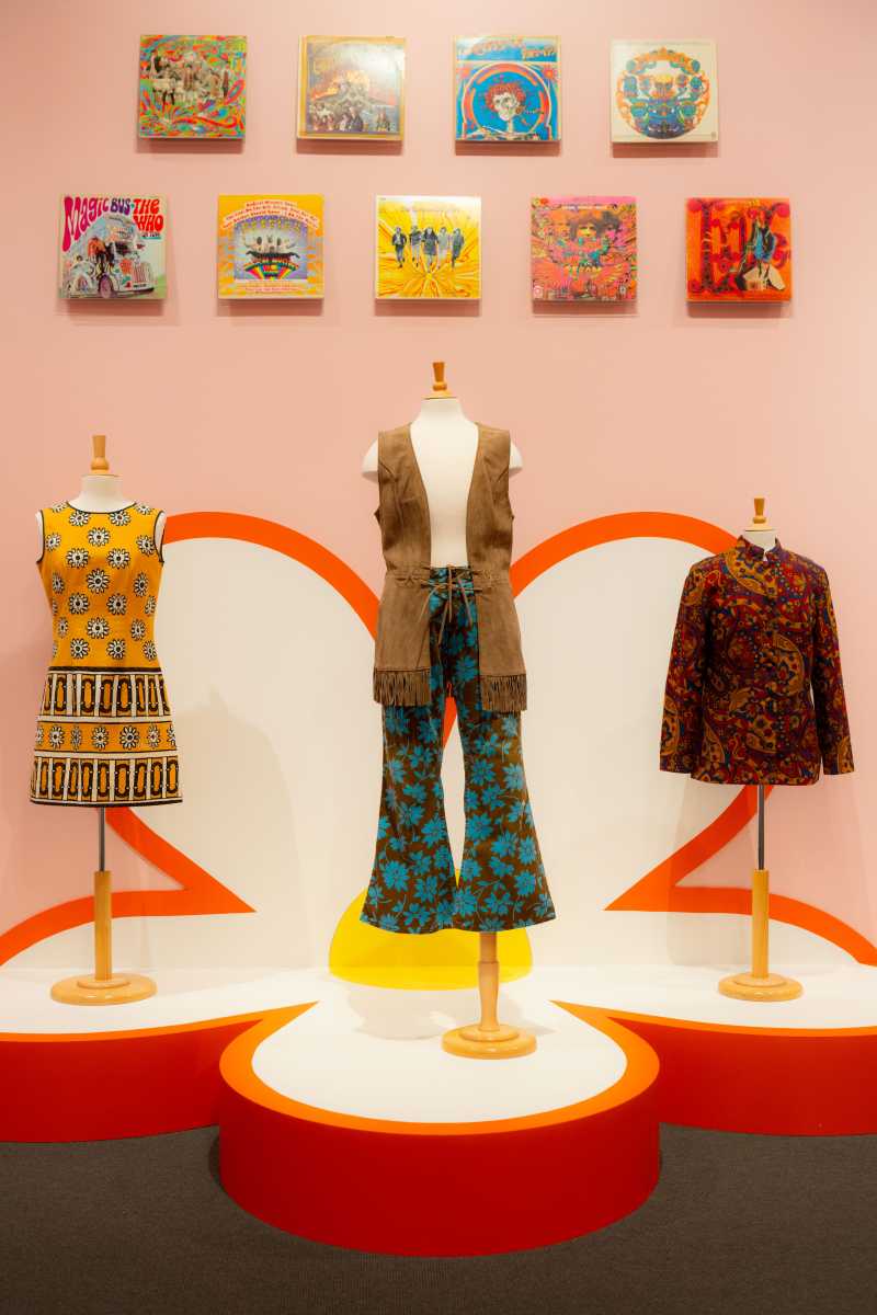 Flower Power, fashion display