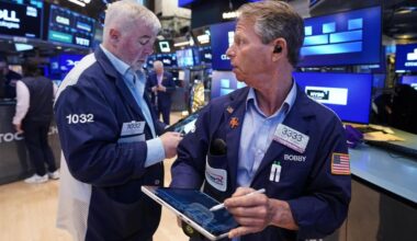 Wall Street set to open lower even as AI, data center companies soar