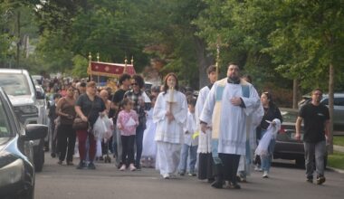 20 First Communicants From Queens Deanery 5 Lead Eucharistic Procession