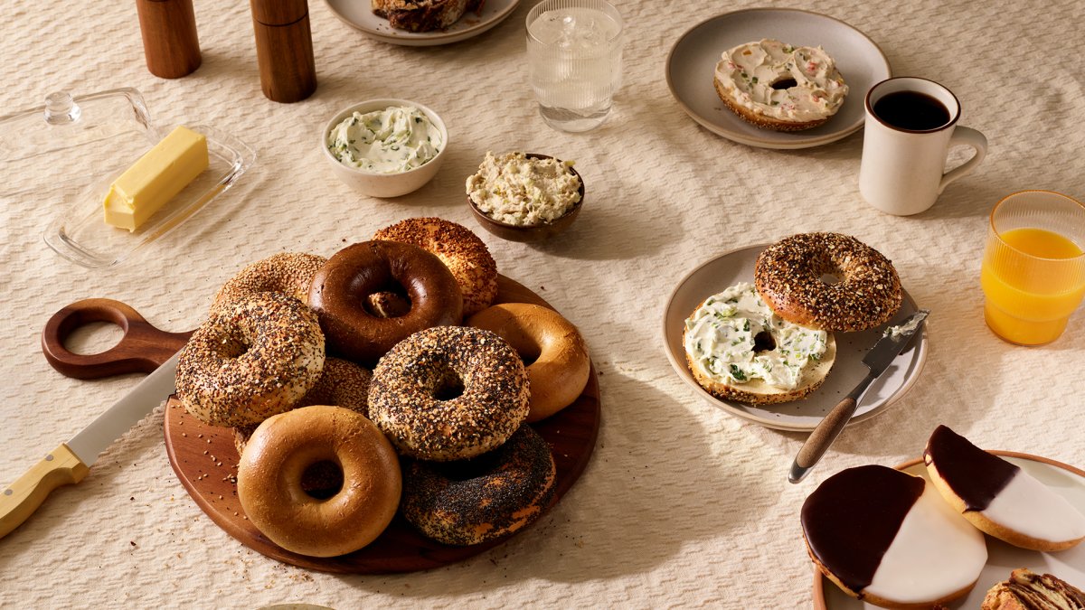 New York’s famous H&H Bagels opens in Chicago – NBC Chicago