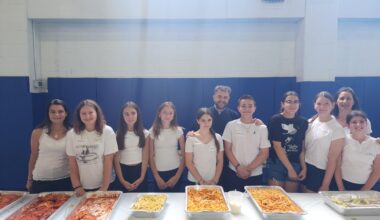 The GOYA members with Fr. Vasileios Apostolidis and their teachers, Paraskevi Langi and Maria Baggs. Photo:TNH/Michael Kakias