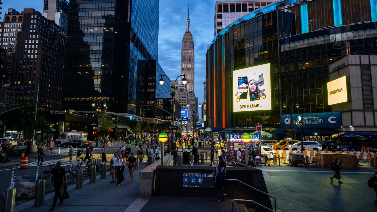 No walking near MSG tonight because of Knicks game – NBC New York