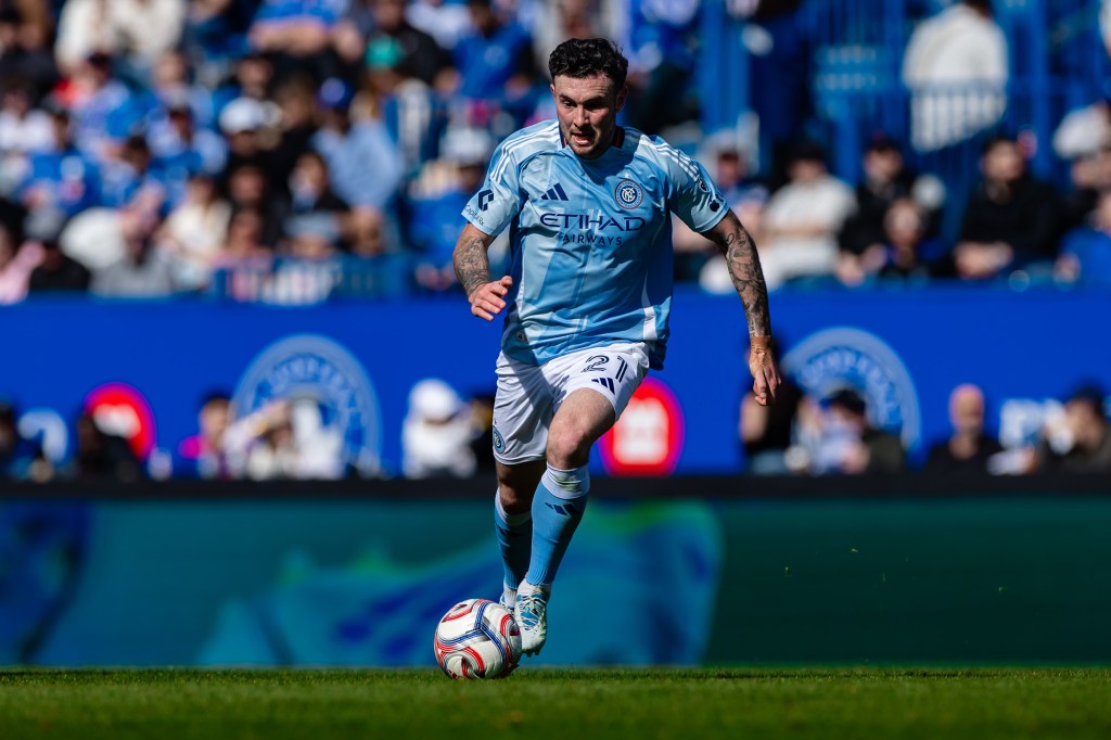 Aiden O'Neill #21 of New York City FC runs with the ball during the MLS match between CF Montreal and New York City FC at Saputo Stadium on April 25, 2026 in Montreal, Quebec. 