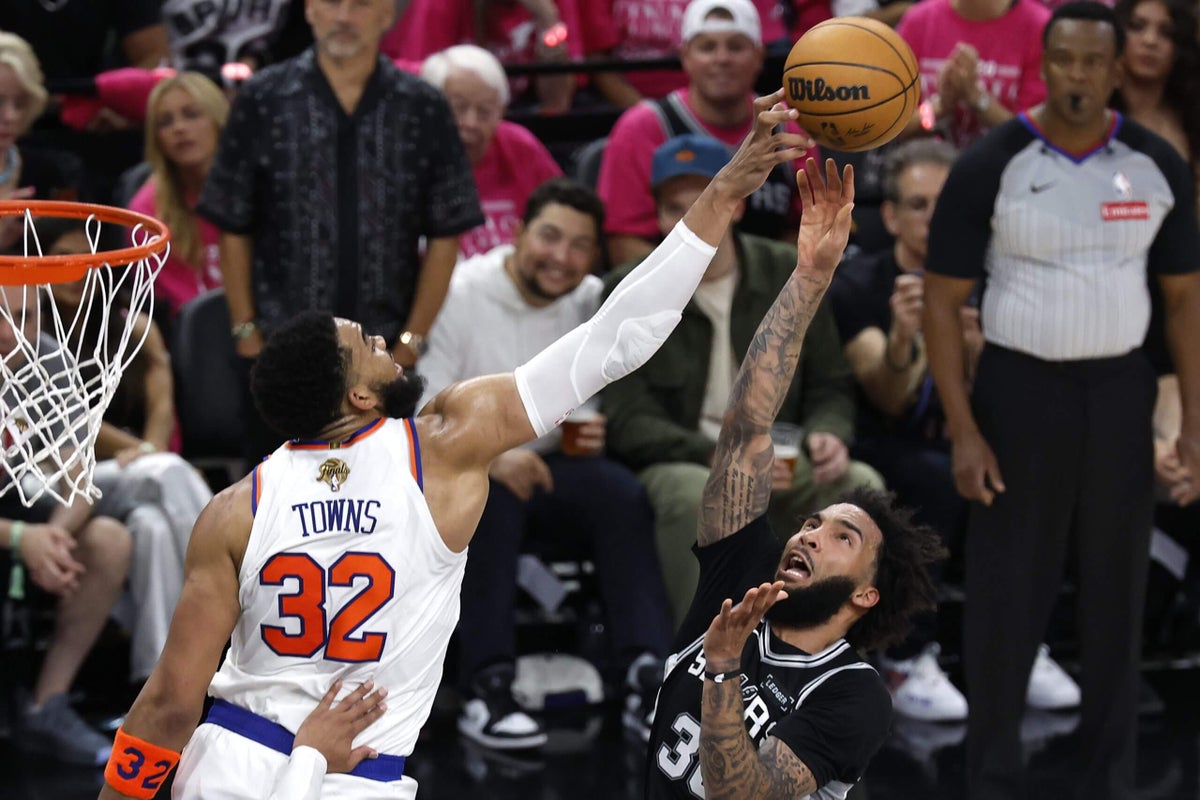 When Knicks shots didn’t fall, Karl-Anthony Towns kept faith and New York afloat
