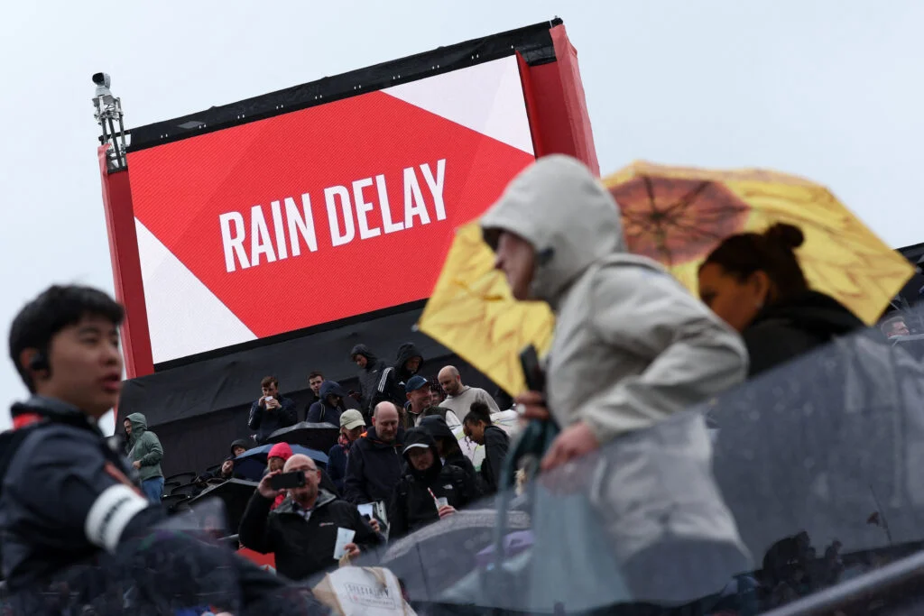 Rain delays action at Queen's in 2026.