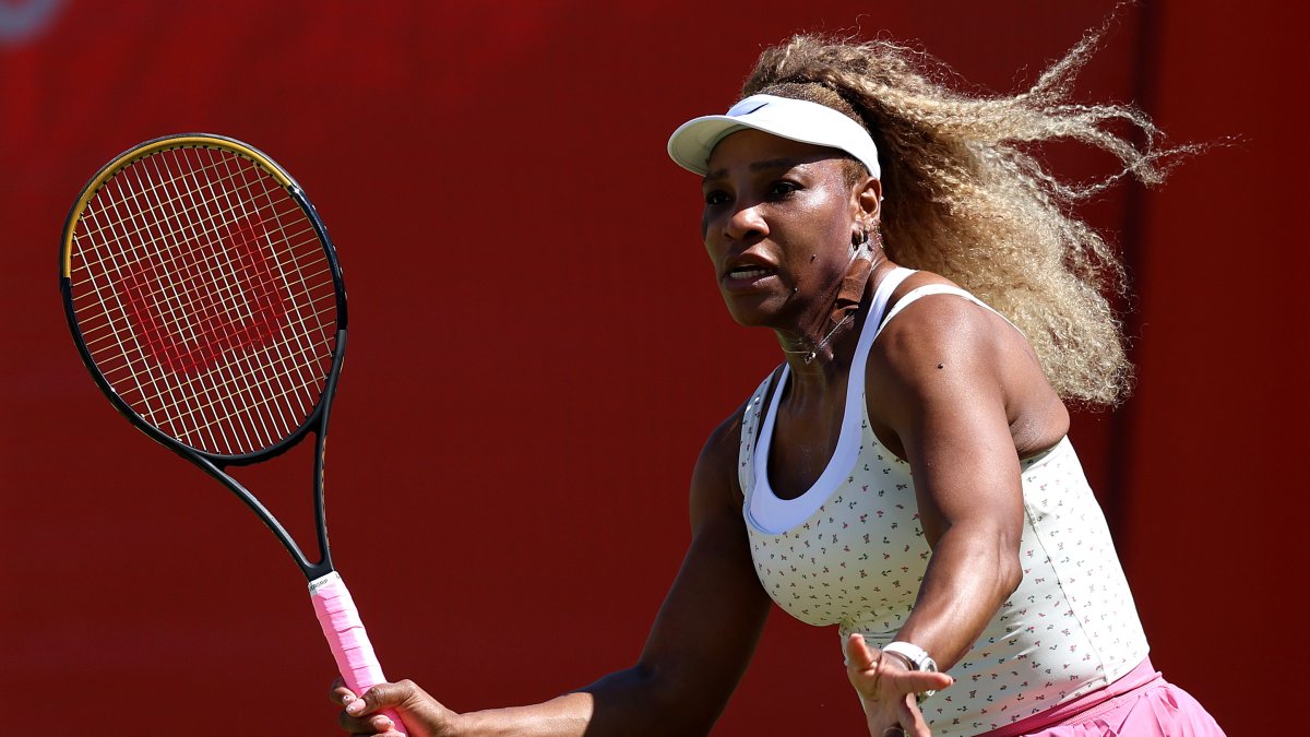 Serena Williams’ comeback at Queen’s Club ends after partner injury – NBC New York