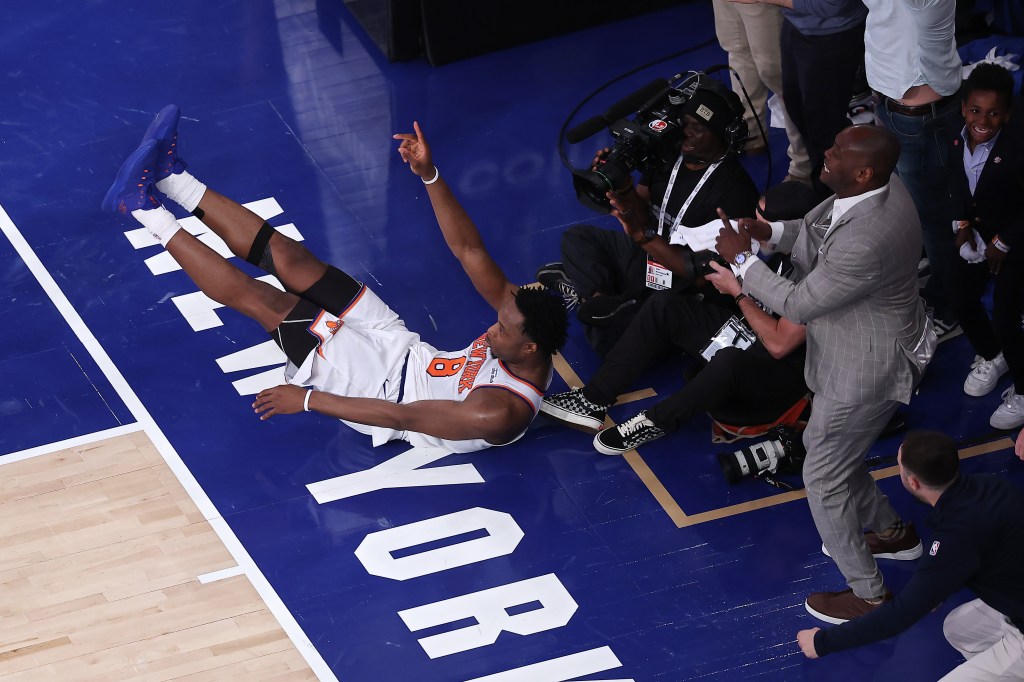 OG Anunoby’s ‘right hand of God’ has New York reaching for history